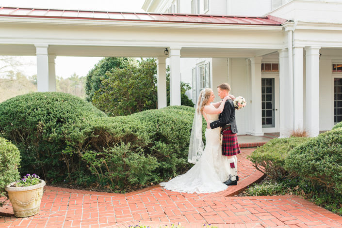 Mansion Courtyard (Image Courtesy of Melinda Sheree Photography)